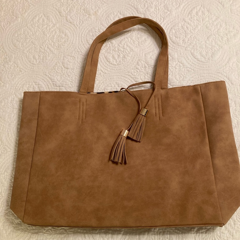Tote bag